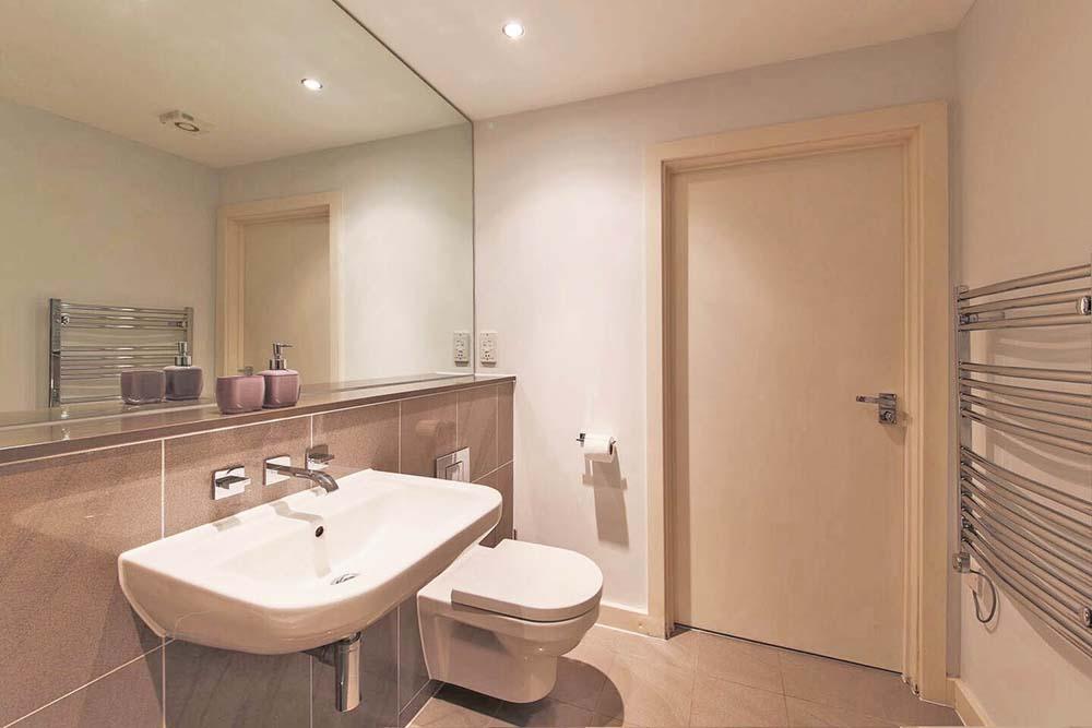 Modern bathroom